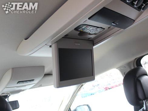 Used 2015 Chrysler Town & Country Touring-L w/ Driver Convenience Group image 21