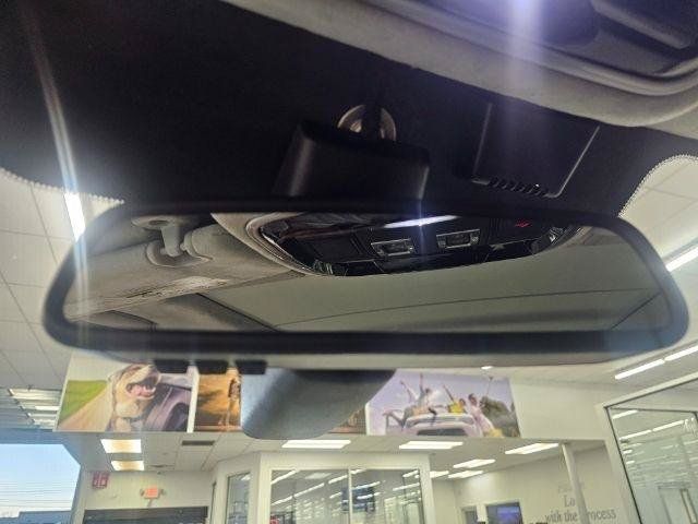 Used 2015 Land Rover Range Rover Autobiography AWD/4WD image 31