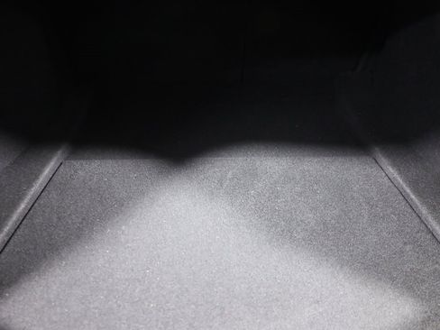 Used 2023 Tesla Model 3 Standard Range image 42