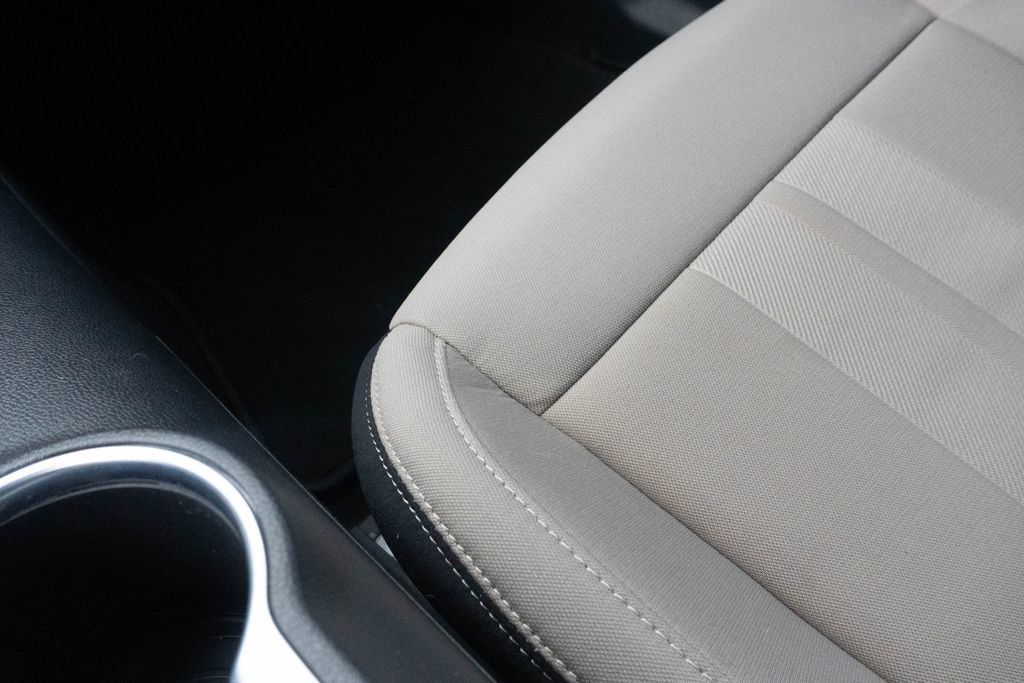 Used 2022 Ford Mustang Coupe RWD image 25