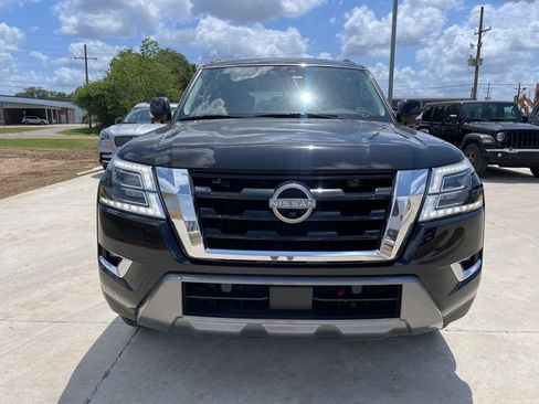 Used 2021 Nissan Armada SL image 2