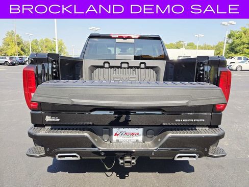 New 2026 GMC Sierra 1500 Denali Ultimate AWD/4WD image 17