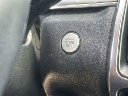 Used 2021 Kia Sorento EX FWD image 18