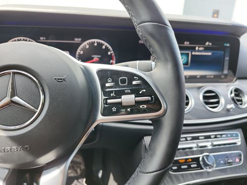 Used 2019 Mercedes-Benz E 450 4MATIC Sedan w/ Driver Assistance Package image 25