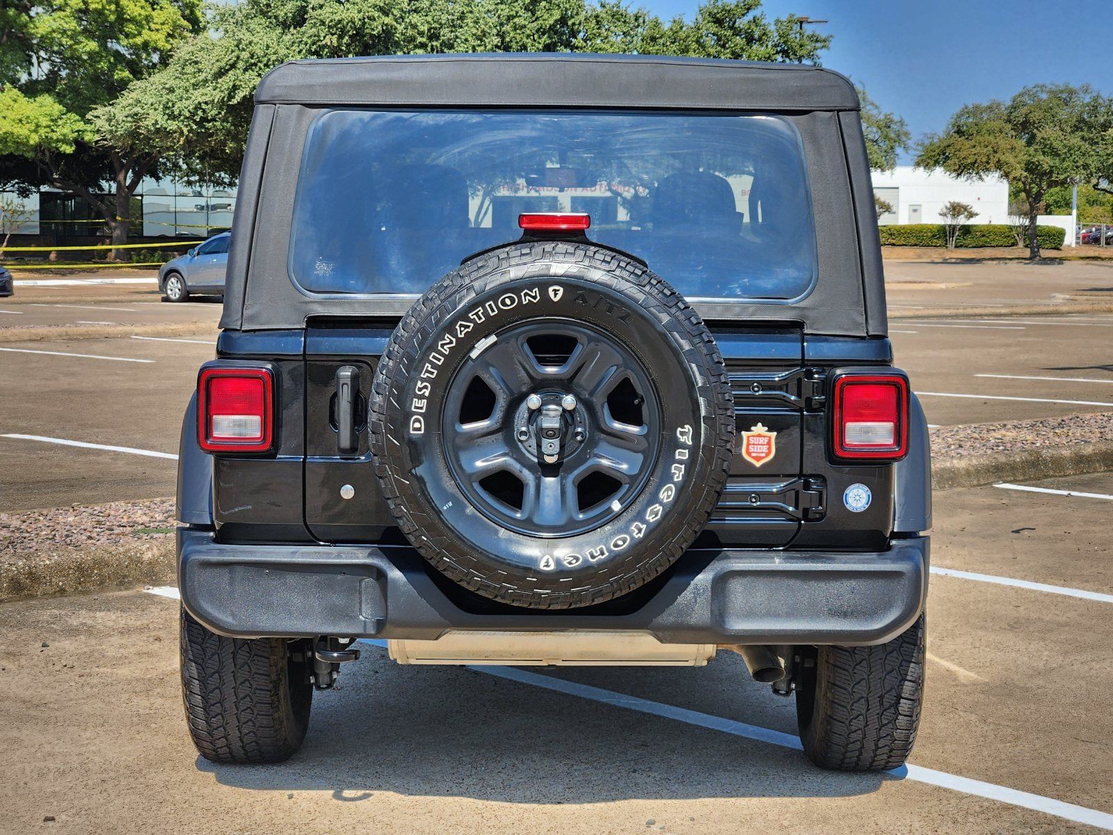 Used 2023 Jeep Wrangler Sport AWD/4WD image 5