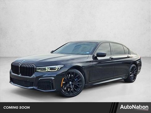 Used 2021 BMW 740i w/ M Sport Package image 1