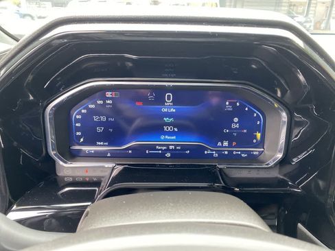 Used 2025 Chevrolet Silverado 1500 High Country w/ Midnight Edition AWD/4WD image 26