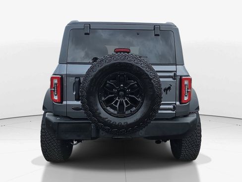 Used 2023 Ford Bronco Wildtrak image 4