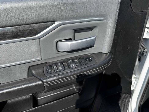 Used 2019 RAM 3500 Big Horn image 22