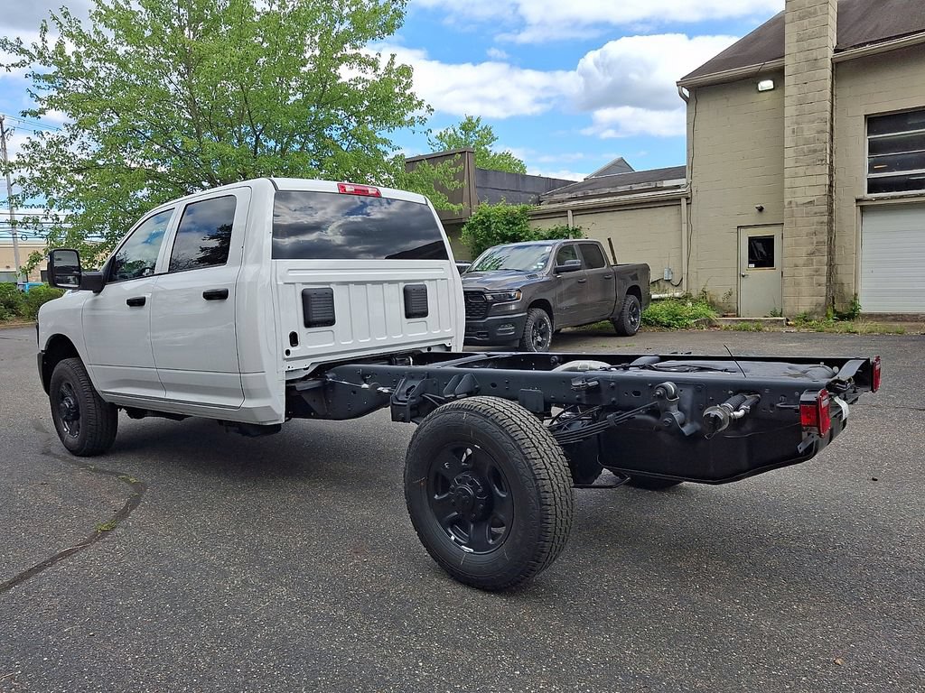 New 2026 RAM 3500 Tradesman AWD/4WD image 3