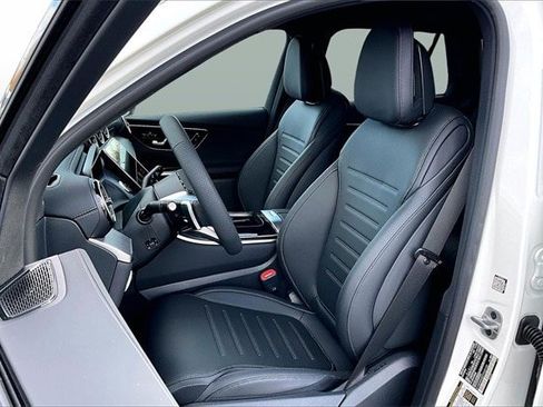 New 2026 Mercedes-Benz GLC 300 4MATIC image 12