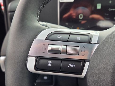 New 2026 Hyundai Tucson Limited FWD image 24