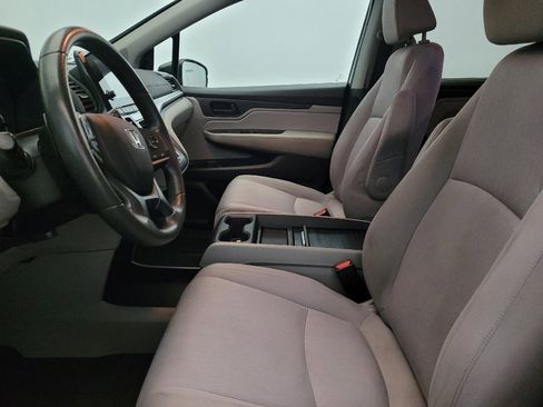 Used 2018 Honda Odyssey EX image 17