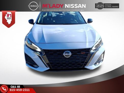 New 2025 Nissan Altima 2.5 SR image 2