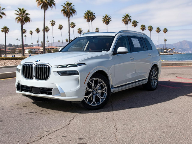 Used 2026 BMW X7 xDrive40i w/ Premium Package AWD/4WD image 2