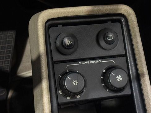 Used 1987 Porsche 911 Carrera image 42