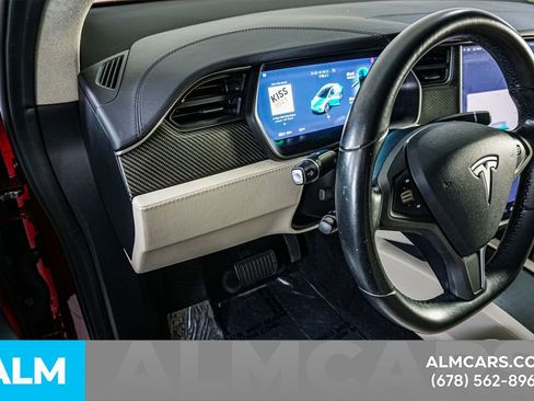 Used 2018 Tesla Model X 75D AWD/4WD image 30