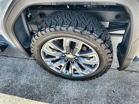 Certified 2025 GMC Sierra 1500 Denali Ultimate AWD/4WD image 12
