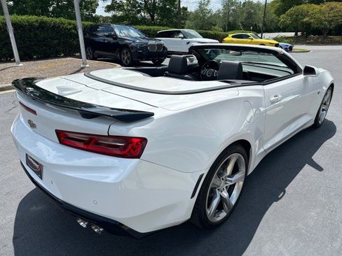 Used 2016 Chevrolet Camaro SS RWD image 24