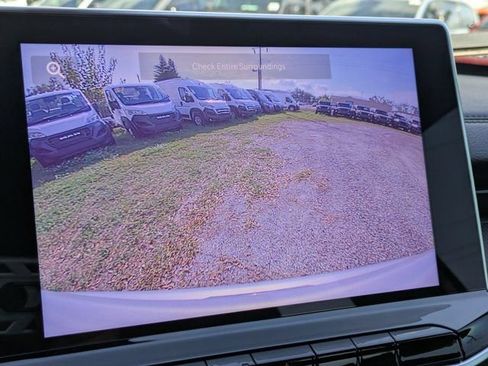 New 2026 Jeep Compass Latitude w/ Sun and Sound Group AWD/4WD image 19