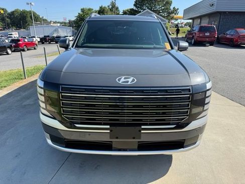 Used 2026 Hyundai Palisade Calligraphy AWD/4WD image 3