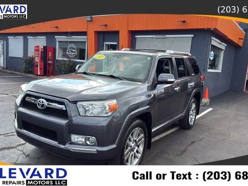 Used 2012 Toyota 4Runner Limited AWD/4WD image 3