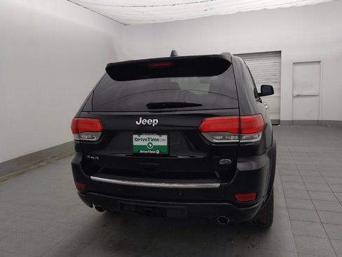 Used 2018 Jeep Grand Cherokee Overland AWD/4WD image 7