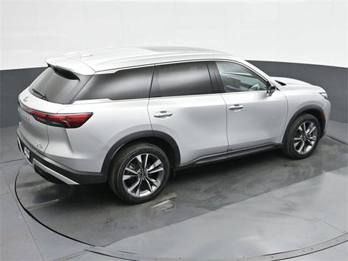Used 2023 INFINITI QX60 Luxe image 29