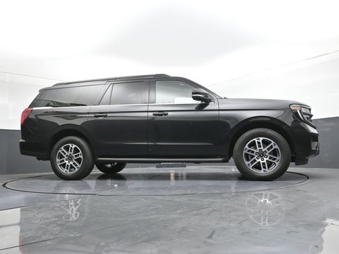 Used 2025 Ford Expedition Max Active image 29