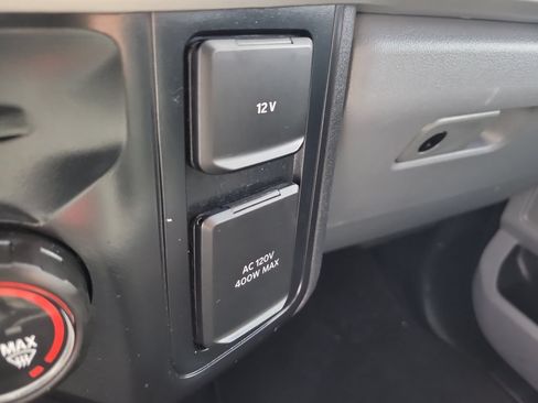 Used 2025 Ford F250 XLT AWD/4WD image 27