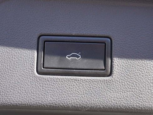 Used 2019 Volkswagen Atlas SE w/ Panoramic Sunroof Package image 20