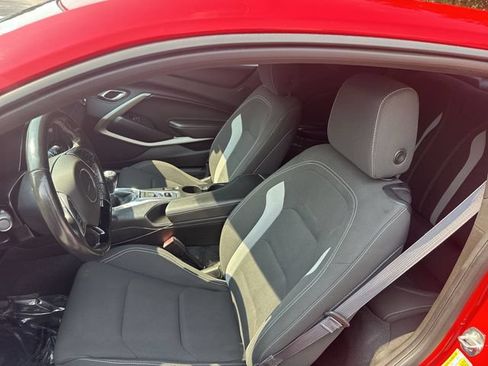 Used 2016 Chevrolet Camaro LT RWD image 14