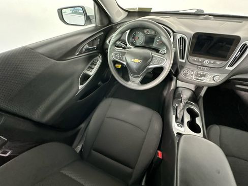 Used 2024 Chevrolet Malibu LS w/ Driver Confidence Package FWD image 10