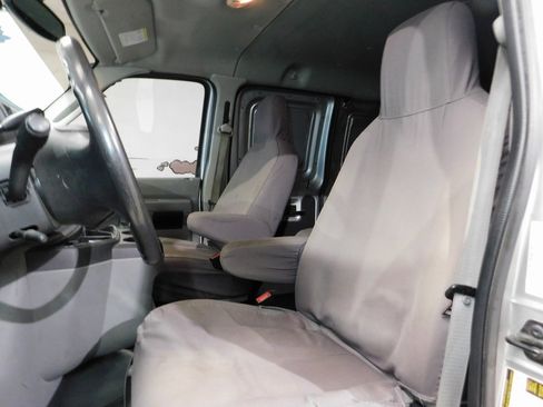 Used 2014 Ford E-250 and Econoline 250 w/ Power Group image 35