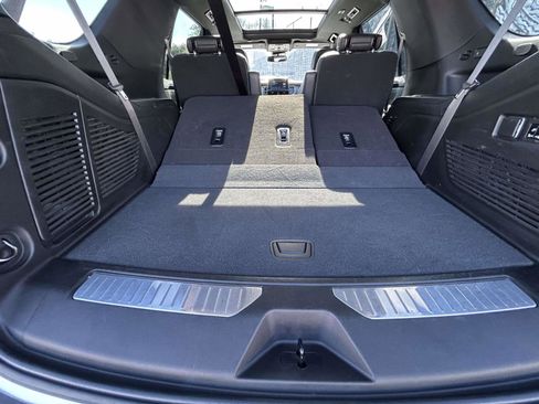 Used 2023 Chevrolet Tahoe RST w/ Luxury Package image 18