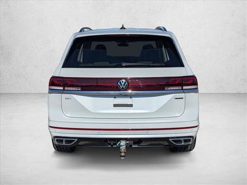 Used 2025 Volkswagen Atlas SEL Premium R-Line image 7