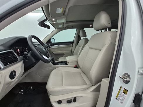 Used 2022 Volkswagen Atlas SE FWD image 17