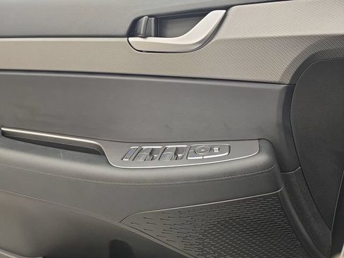 Used 2025 Hyundai Palisade SEL FWD image 34