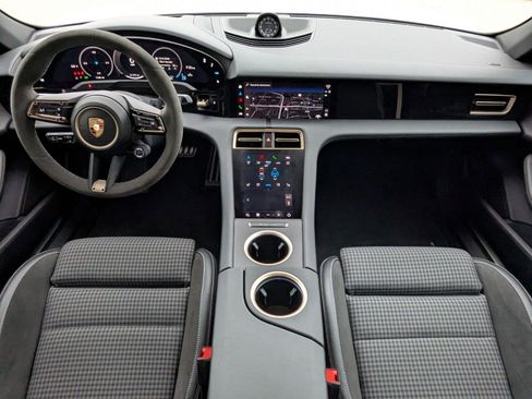 Used 2025 Porsche Taycan 4S image 20