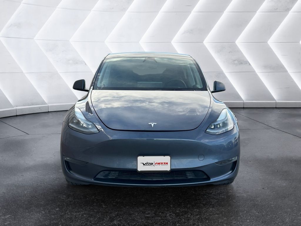 Used 2023 Tesla Model Y Long Range AWD/4WD image 2