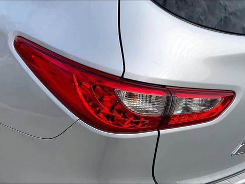 Used 2015 INFINITI QX60 w/ Premium Plus Package image 28