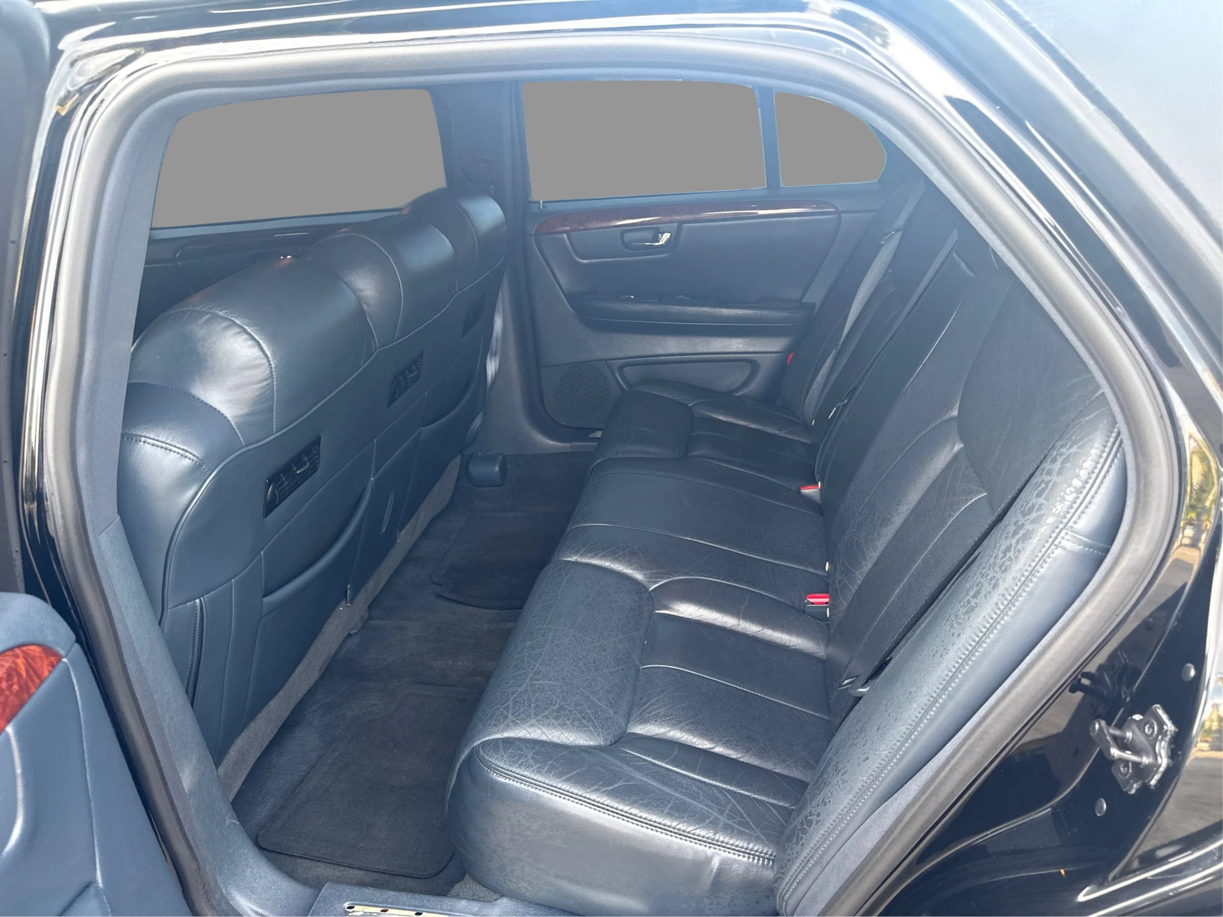 Used 2006 Cadillac DTS FWD image 10