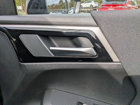 New 2026 Mitsubishi Outlander ES image 30