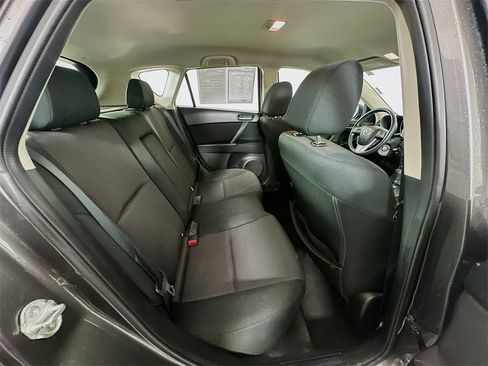 Used 2013 MAZDA MAZDA3 i Touring image 23