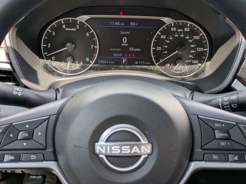 Used 2025 Nissan Altima 2.5 SV FWD image 28