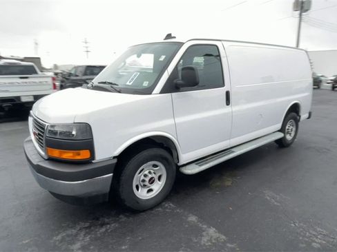 Used 2024 GMC Savana 2500 Work Van w/ Driver Convenience Package image 4