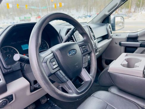 Used 2015 Ford F150 XLT w/ Trailer Tow Package image 30