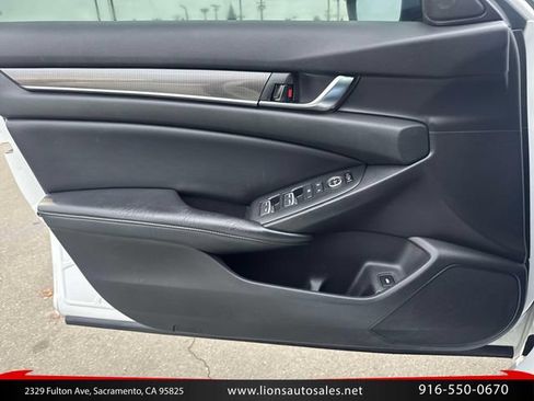 Used 2018 Honda Accord Sport image 18