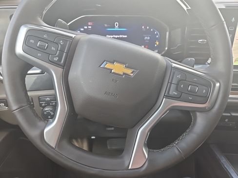 Used 2025 Chevrolet Silverado 1500 LT w/ Texas Edition Plus AWD/4WD image 18