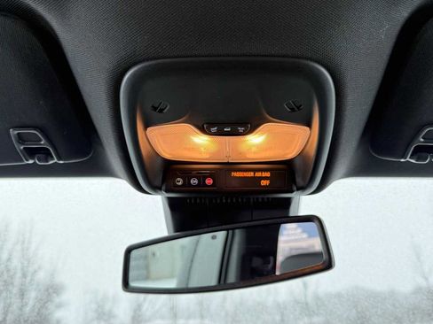 Used 2023 Chevrolet Colorado Z71 w/ Z71 Convenience Package 2 image 23